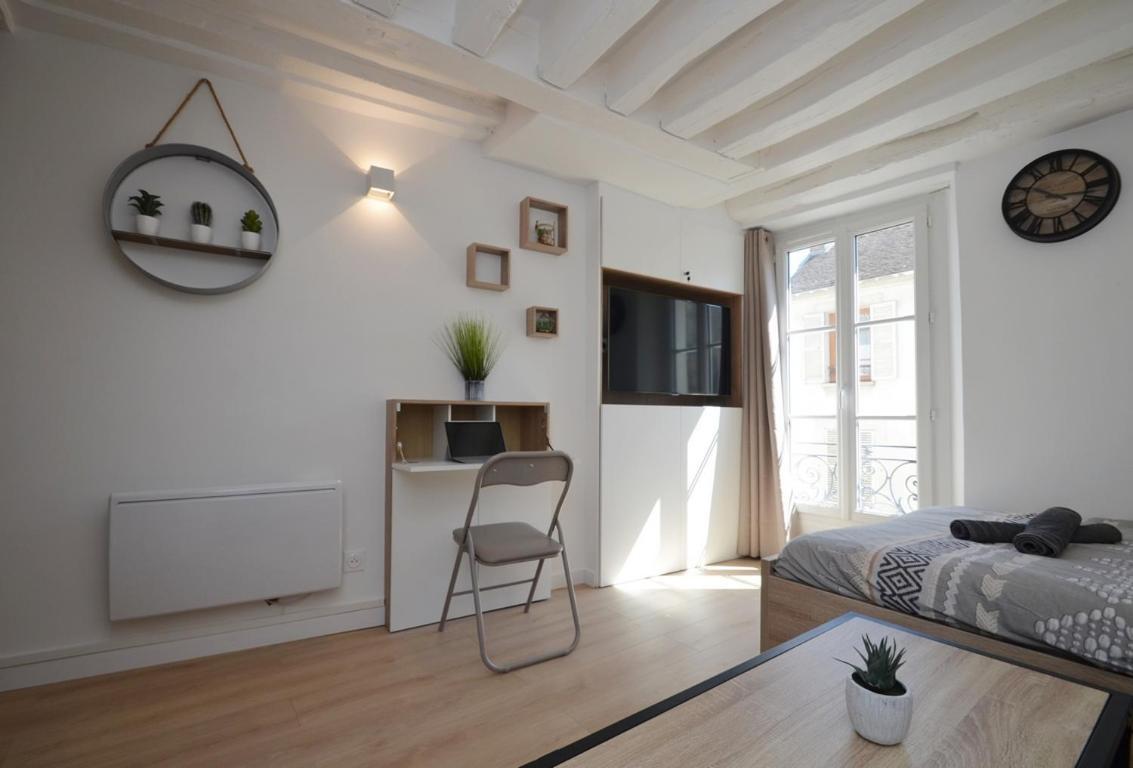 Apartamento Le Petit France - Hyper Centre De Fontainebleau - Proche Insead Exterior foto